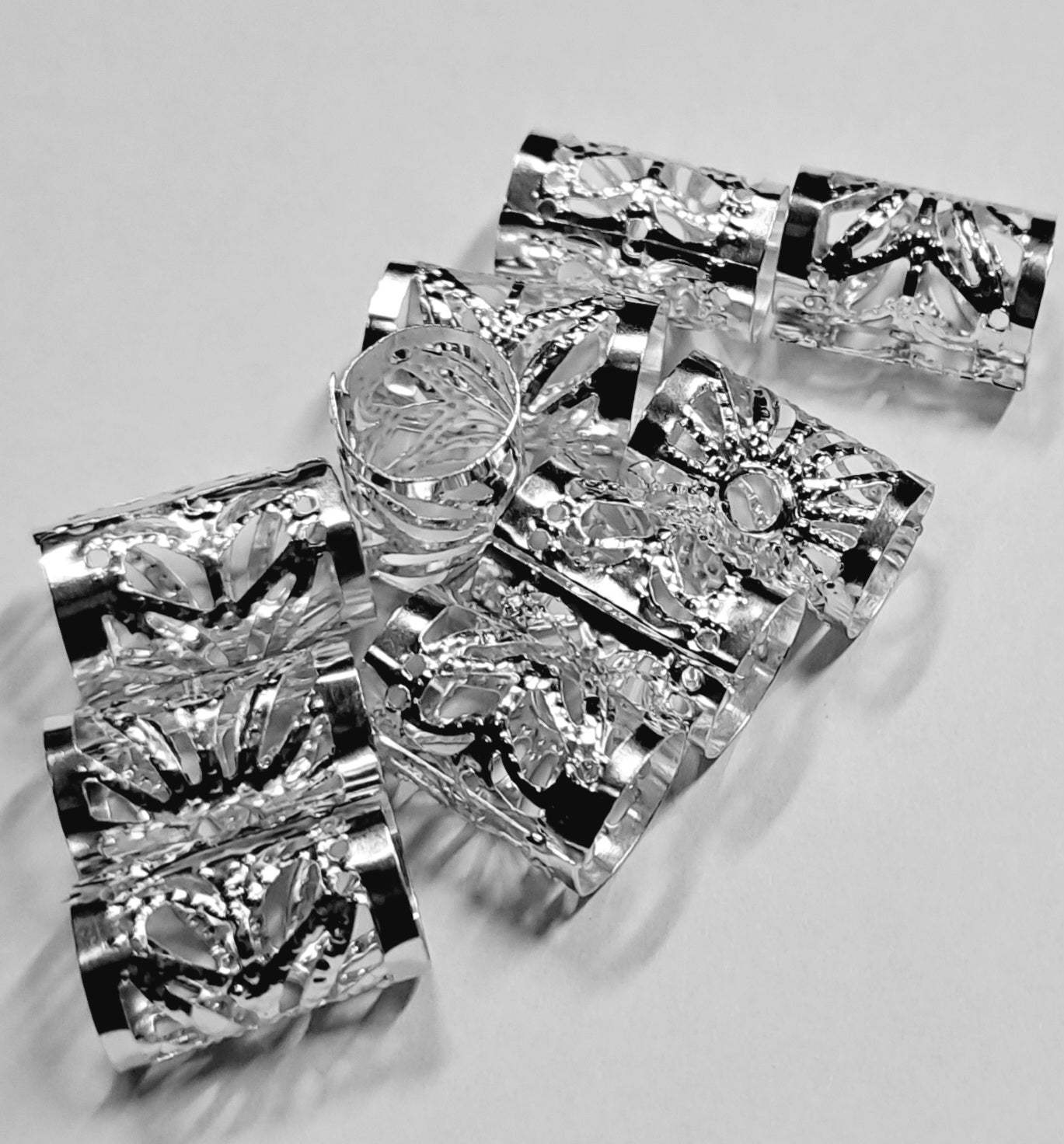 Anellini per capelli treccine argento particolari 10 pz
