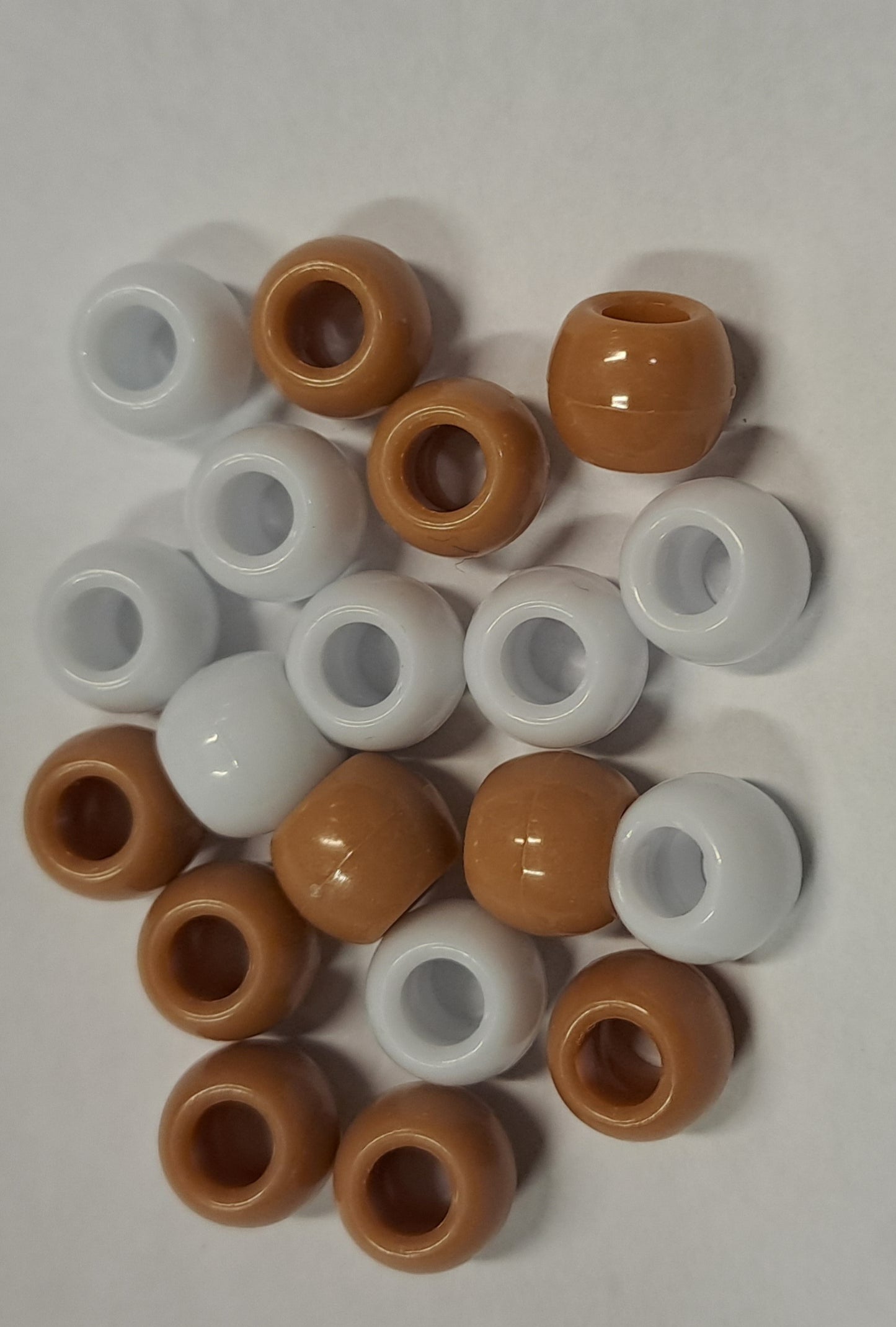 Two-color beads white and brown for braids and dreadlocks. 20 beads