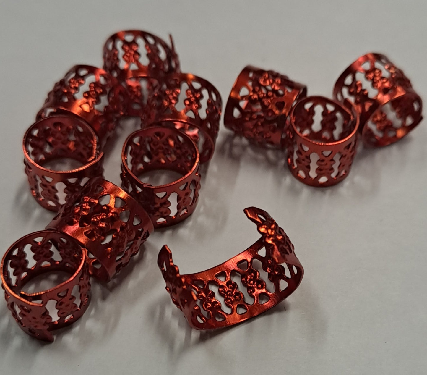 Anellini corti per capelli regolabili 20 pezzi colore rosso