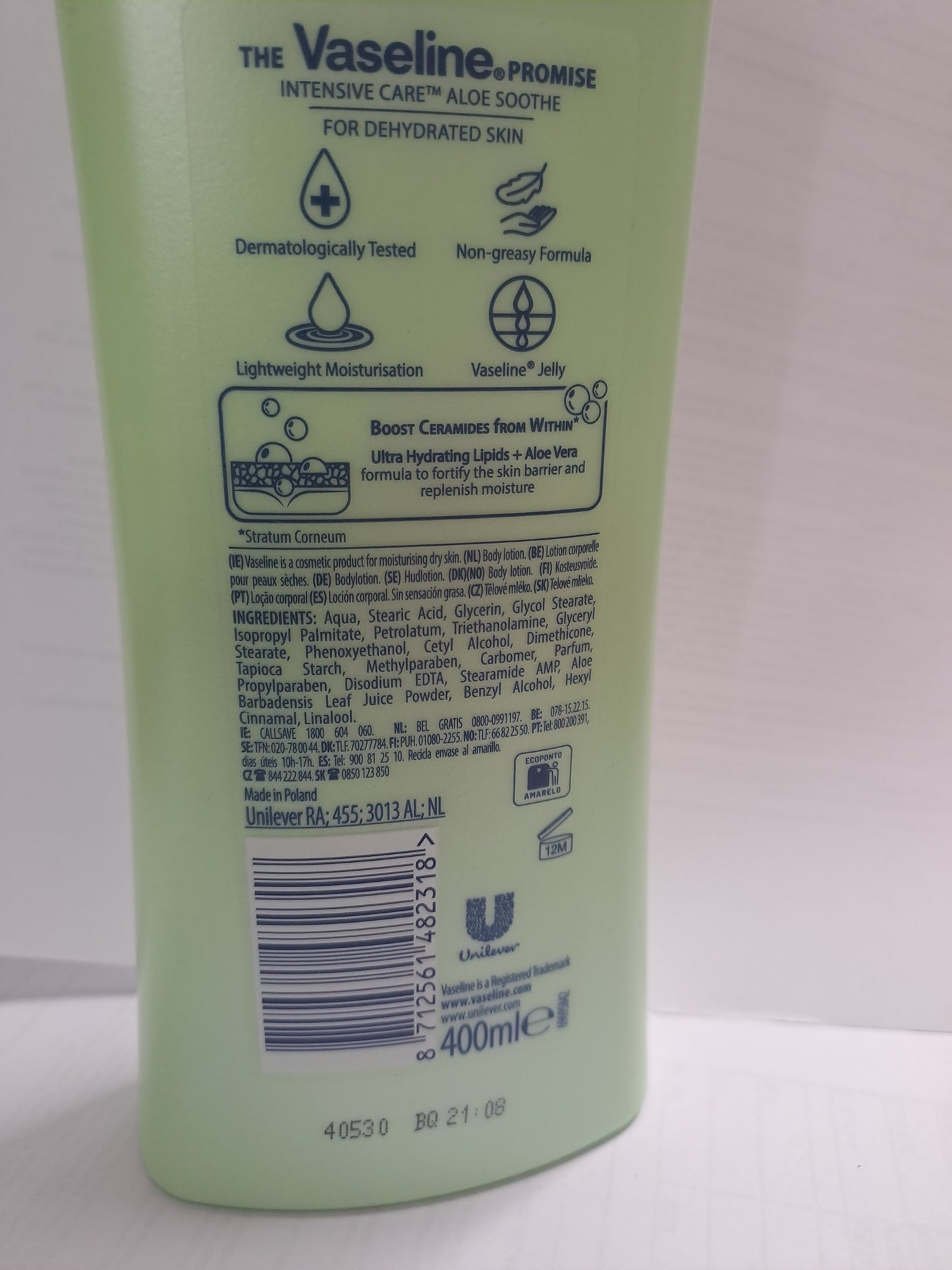 Vaseline Aloe Soothe 48h light moisture soothe and hydrates 400ml