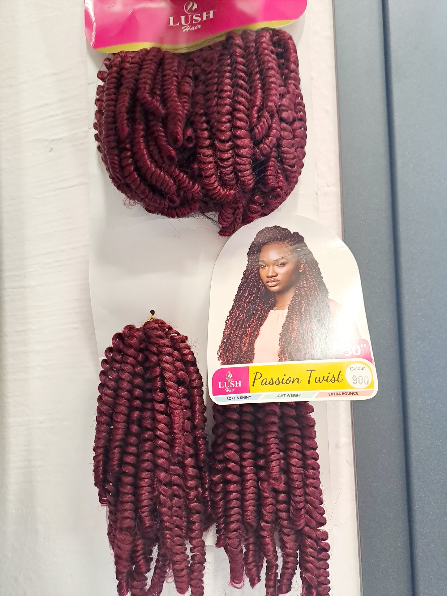 LUSH  Passion Twist crochet and attachment 240g 30cm