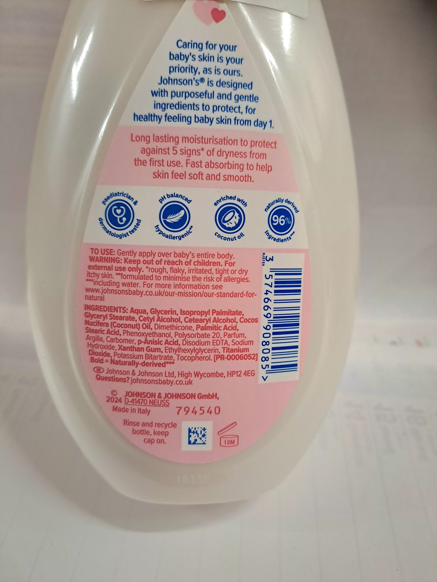JOHNSONS  Baby Crema Liquida 300ml parabeans free, nodyes formula