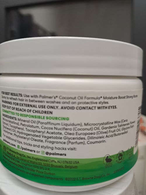 Palmer’s Coconut Oil Formula Coconut Oil Moisture Gro Hairdress 250g