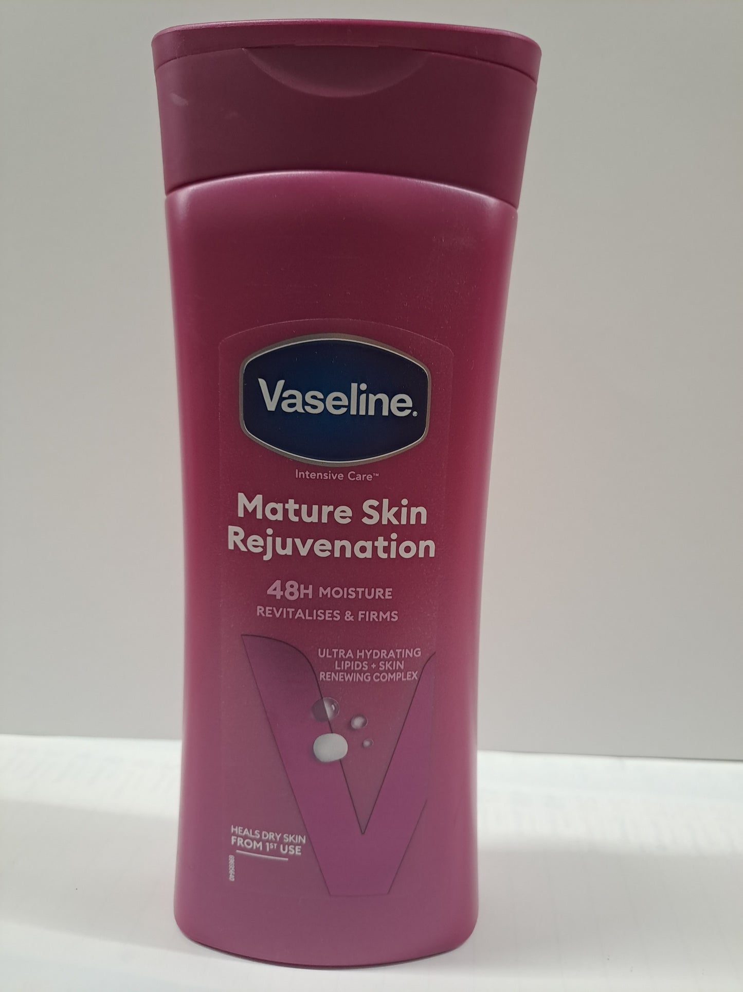 Vaseline Intensive Care™ Mature Skin Rejuvenation Lotion 400ml