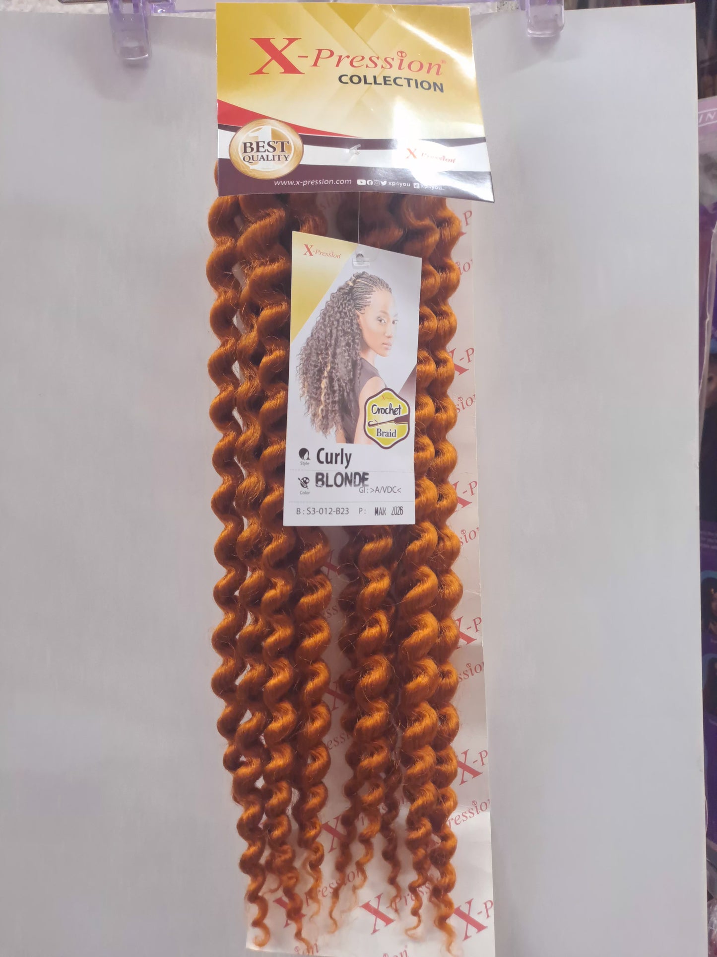 X-Pression Bohemian  curly 150g 40"