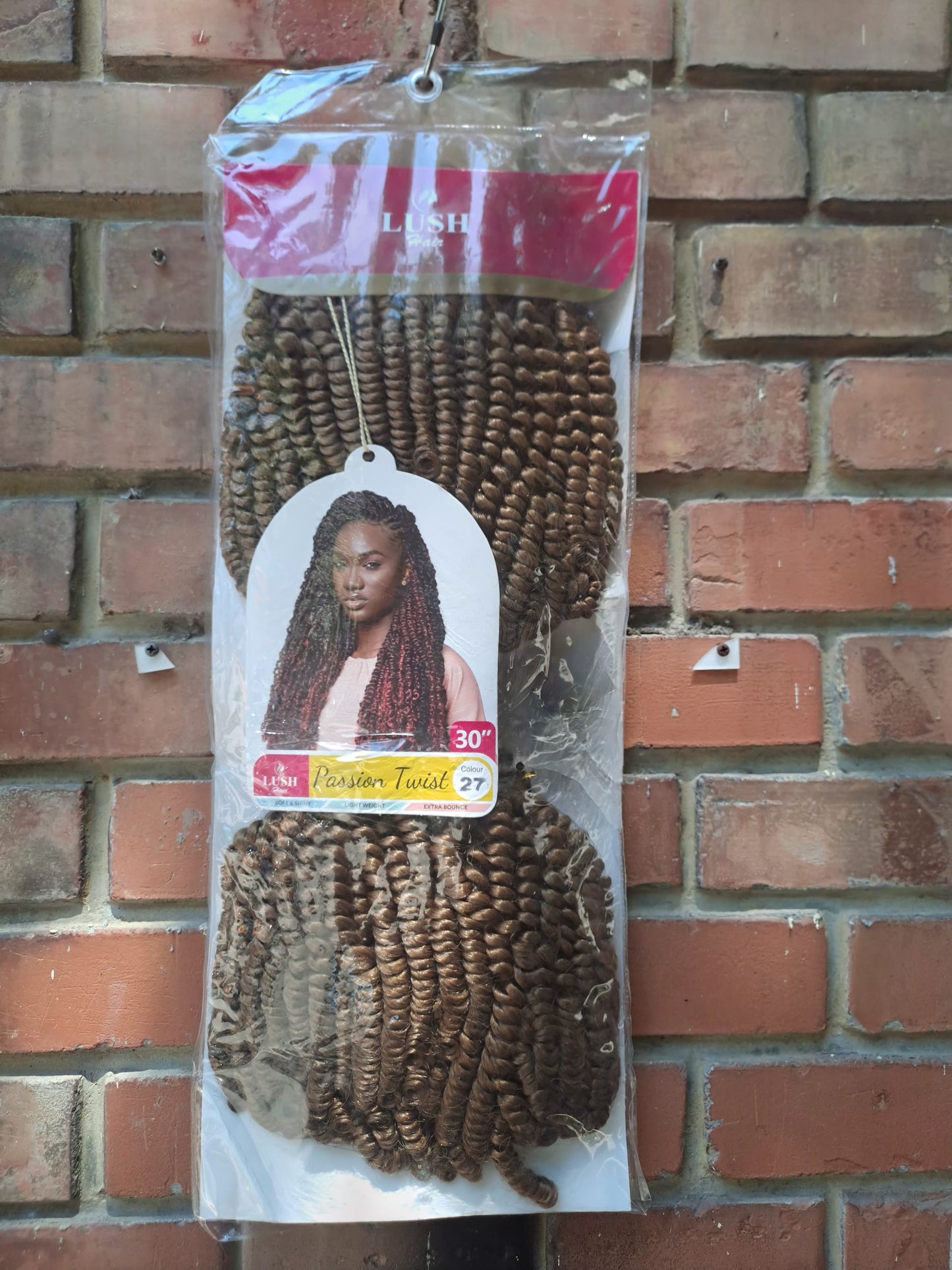 LUSH  Passion Twist crochet and attachment 240g 30cm